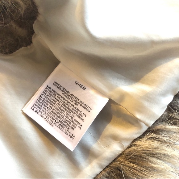 Old Navy faux fur vest - Picture 5 of 13